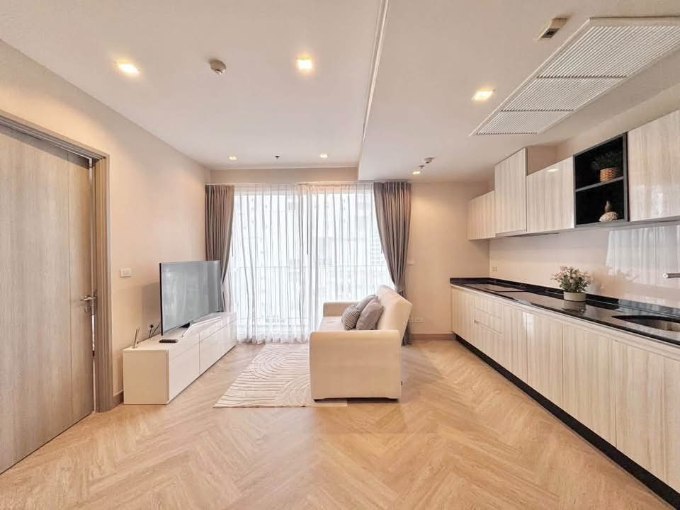 HQ Thonglor by Sansiri