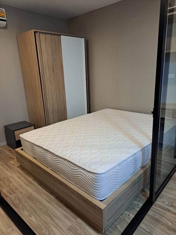 Blossom Condo @ Sathorn-Charoenrat